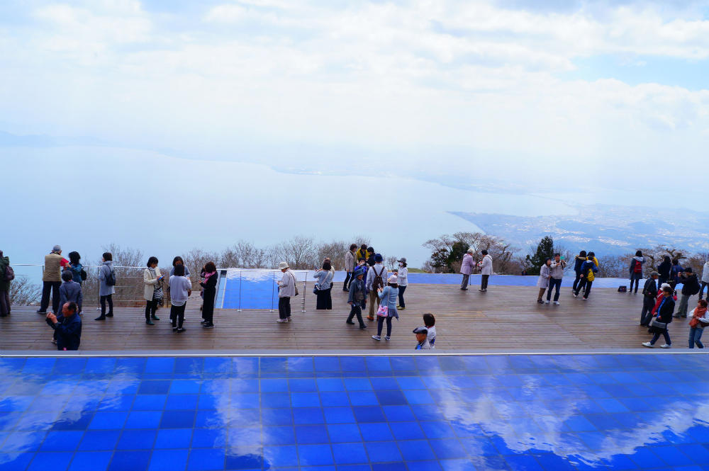 https://en.biwako-visitors.jp/foreigners/blog/sakura09.JPG